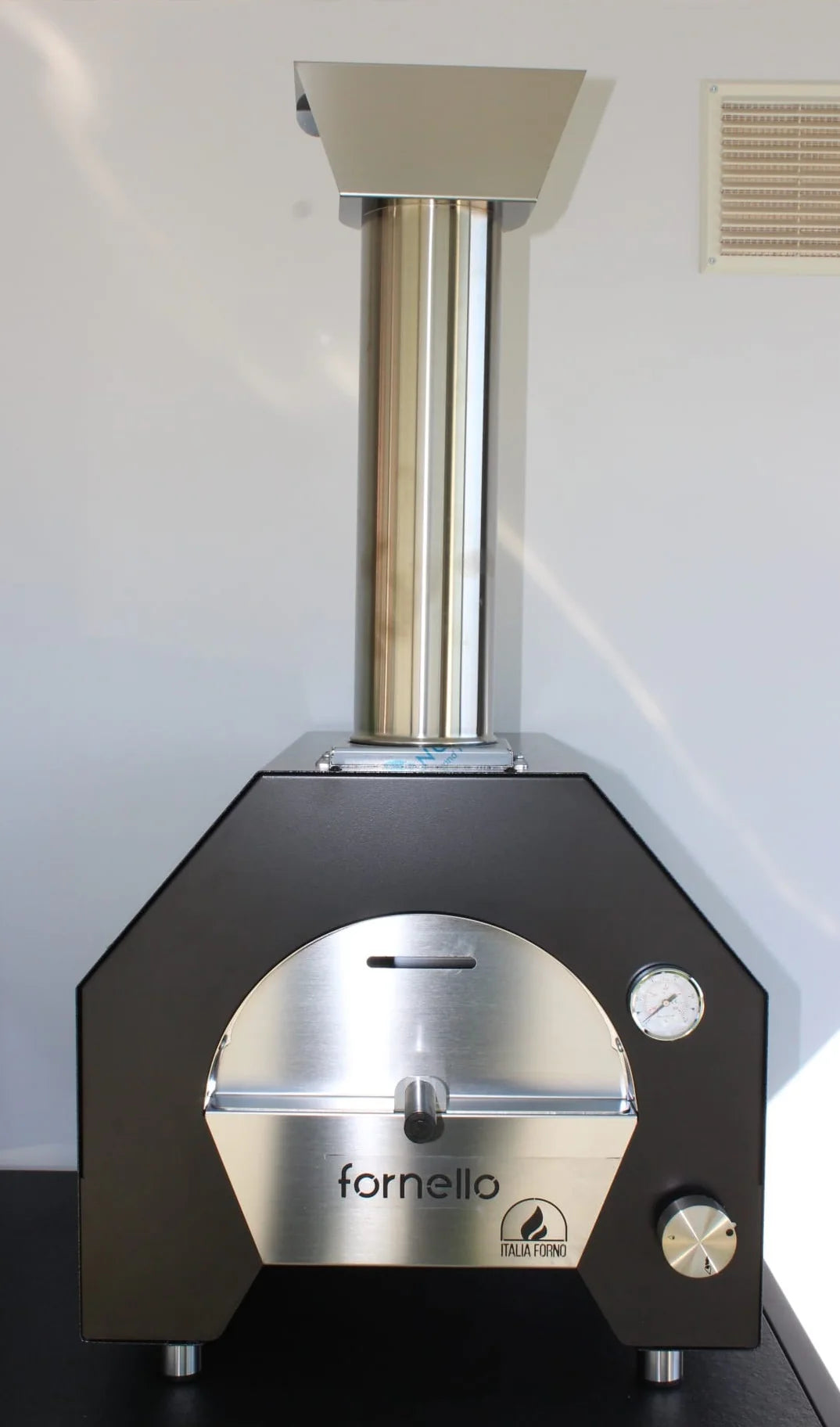 ItaliaForno Fornello Compact Gas Pizza Oven